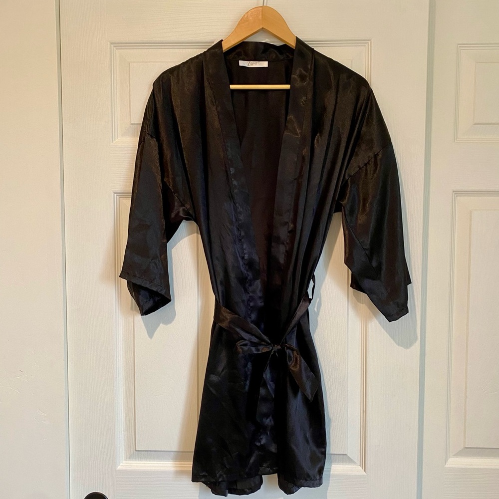 Papaya Black Satiny Kimono-Style Robe with Half Sleeves Sleepwear
